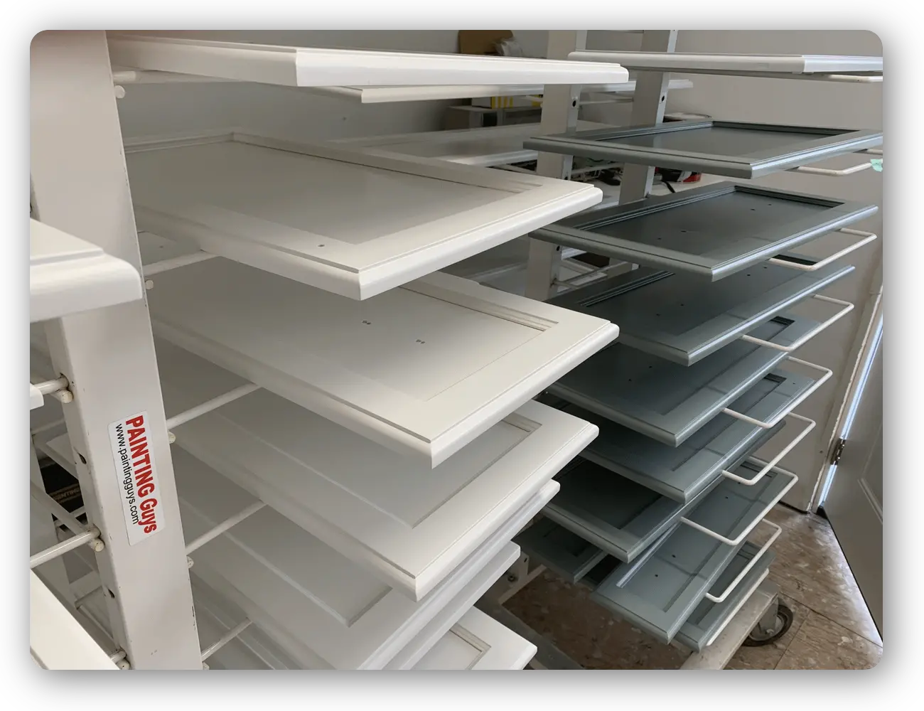 Drying racks for kitchen cabinet painting