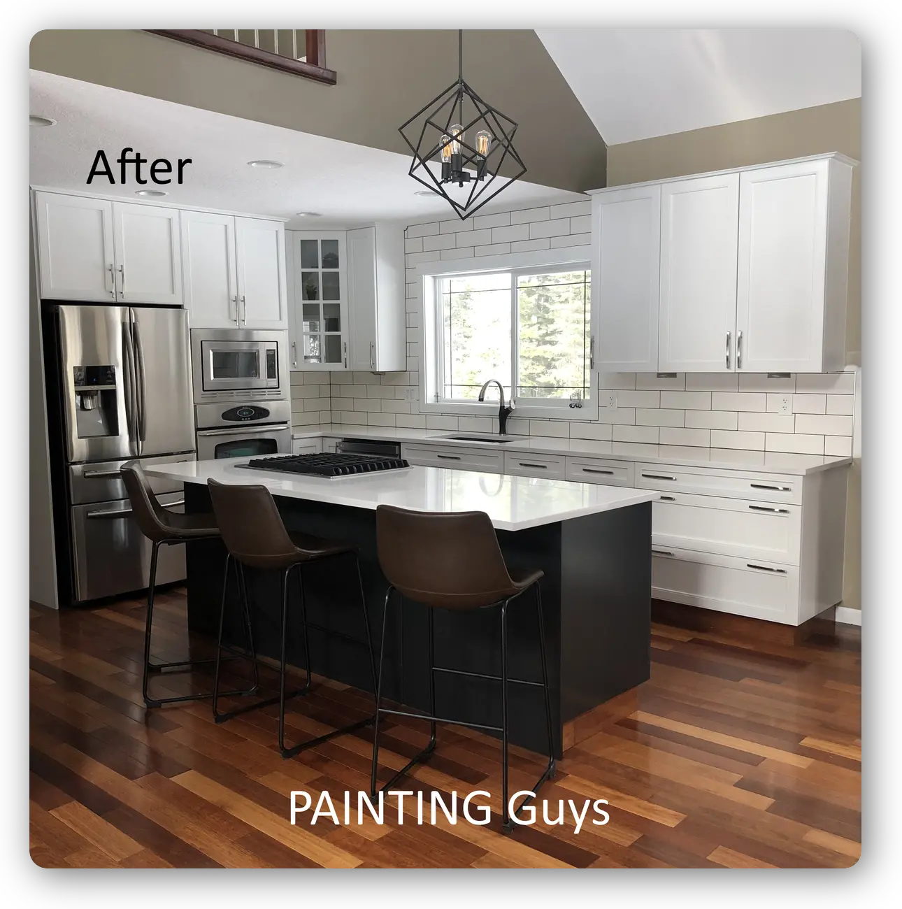Black and White kitchen cabinets