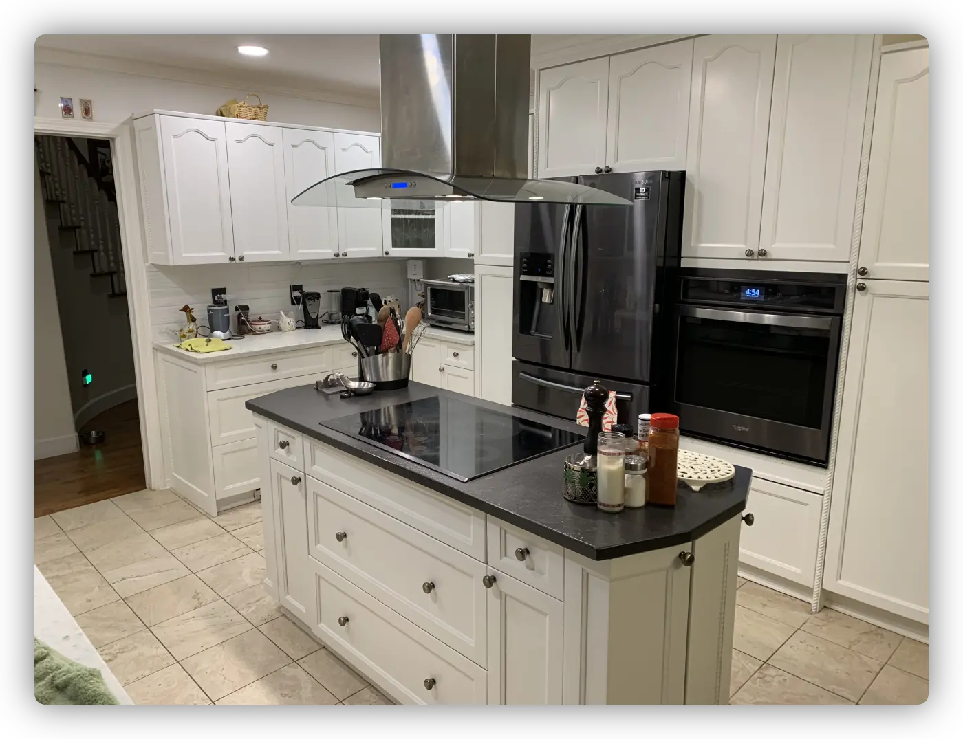 Example of a painted kitchen cabinets?