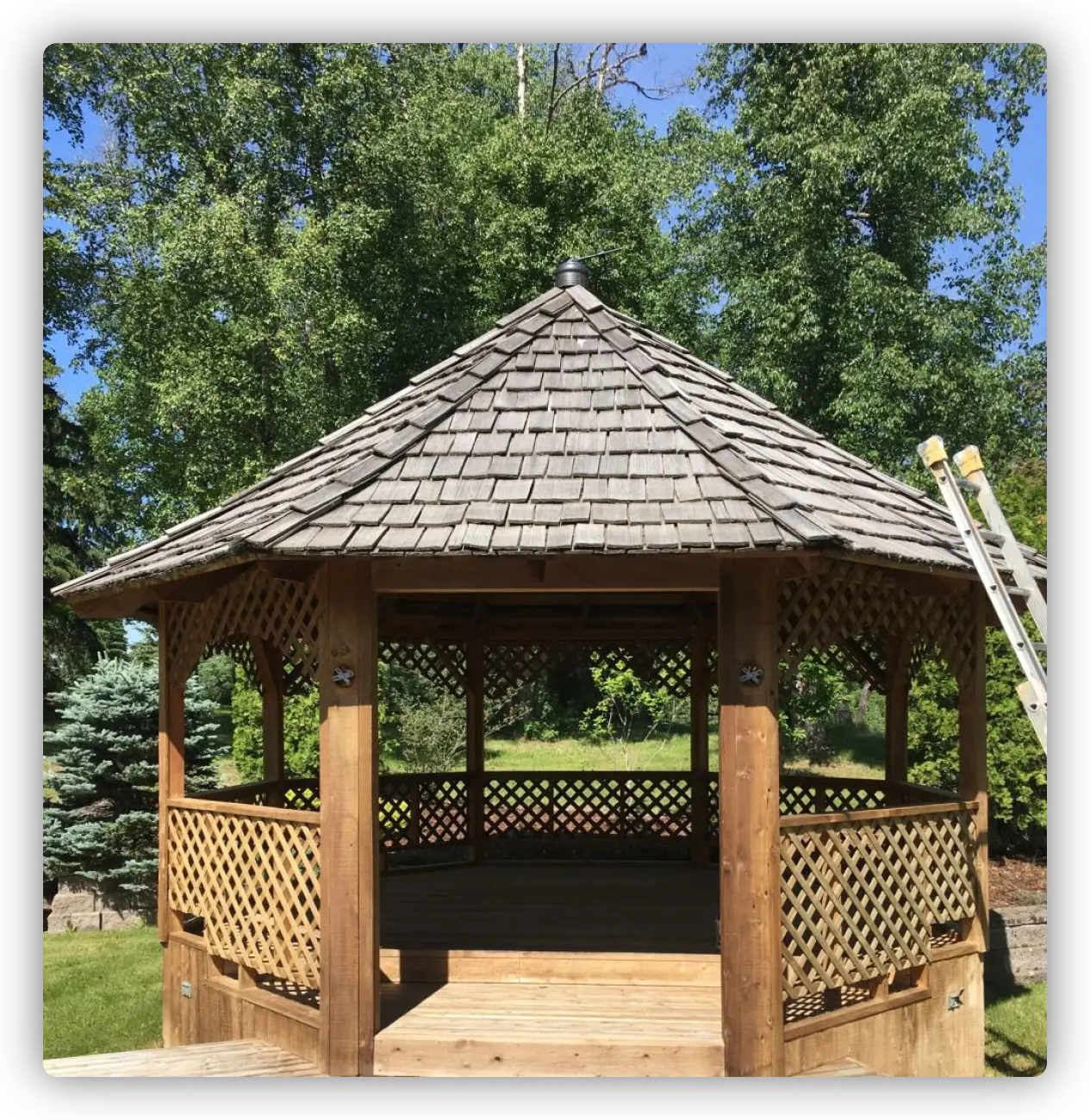 Staining a gazebo using ARBORCOAT by PAINTING Guys